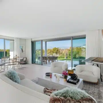 Semi-detached 3-bedroom villa in the heart of Guadalmina, San Pedro de Alacantara Picture 0