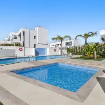 Semi-detached 3-bedroom villa in the heart of Guadalmina, San Pedro de Alacantara Picture 41