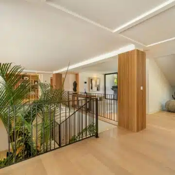 Enchanting villa with fascinating architecture nestled in Aloha, Nueva Andalucia Picture 34