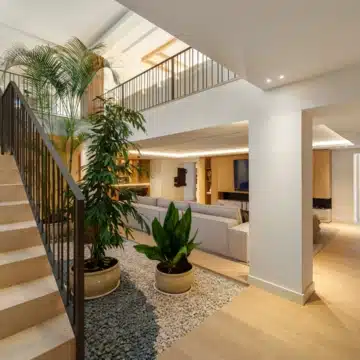Enchanting villa with fascinating architecture nestled in Aloha, Nueva Andalucia Picture 24