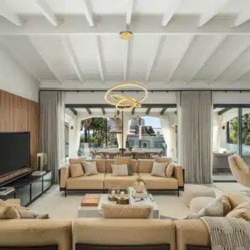 Contemporary villa in the prestigious gated community of Altos Reales, Marbella Golden Mile Picture 0