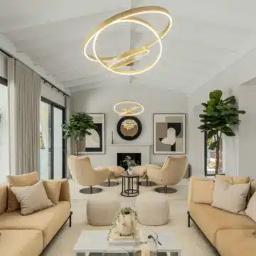 Contemporary villa in the prestigious gated community of Altos Reales, Marbella Golden Mile Picture 4