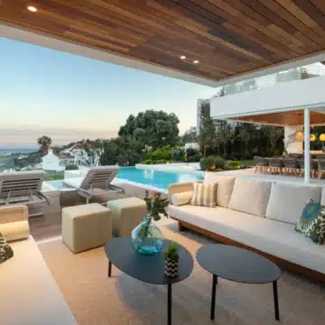 Contemporary villa with panoramic sea views in Lomas de La Quinta, Benahavis Picture 26