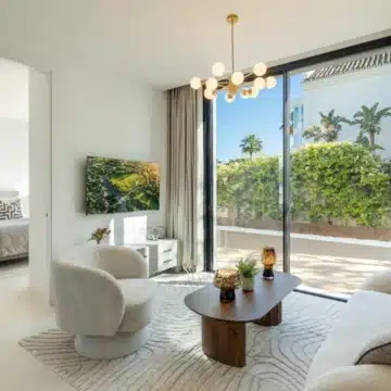 Luxurious 7-bedroom villa in the highly sought-after Monte Halcones, Benahavis Picture 30