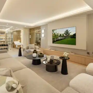 Luxurious 7-bedroom villa in the highly sought-after Monte Halcones, Benahavis Picture 7