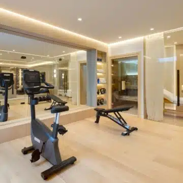 Luxurious 7-bedroom villa in the highly sought-after Monte Halcones, Benahavis Picture 35
