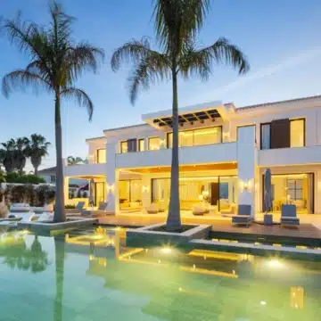 Luxurious 7-bedroom villa in the highly sought-after Monte Halcones, Benahavis Picture 40
