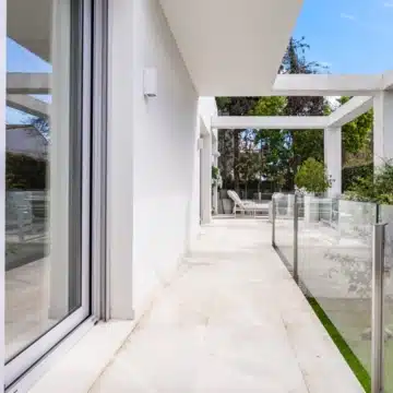 Magnificent 5-bedroom villa in the prestigious Cortijo Blanco, San Pedro de Alcantara Picture 11