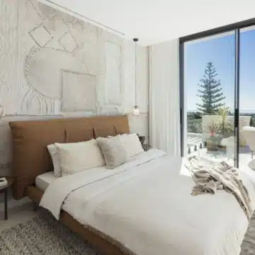 Brand new luxury villa in an exclusive gated community of La Quinta, Benahavis Picture 3