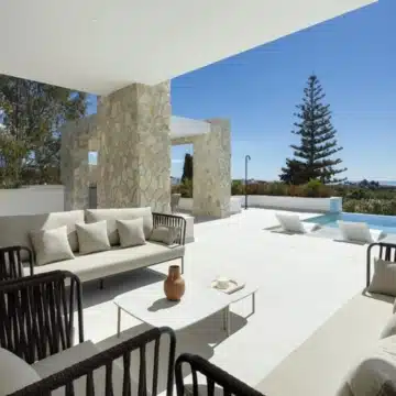 Brand new luxury villa in an exclusive gated community of La Quinta, Benahavis Picture 25