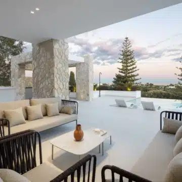 Brand new luxury villa in an exclusive gated community of La Quinta, Benahavis Picture 26