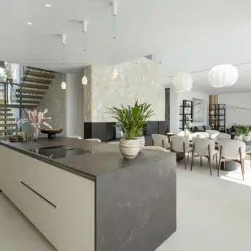 Brand new luxury villa in an exclusive gated community of La Quinta, Benahavis Picture 5