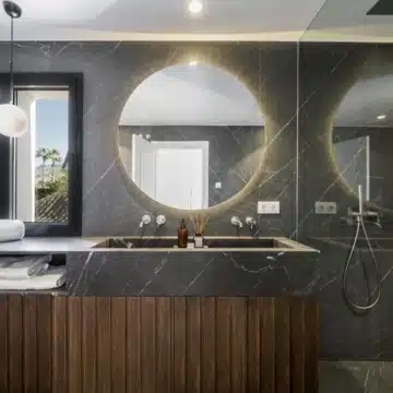 Modern Andalusian design 6-bedrooms villa in Nueva Andalucia, Marbella Picture 21
