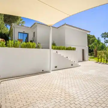Stunning mediterranean villa located in the heart of Nueva Andalucía, Marbella Picture 13