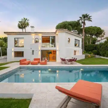 Stunning mediterranean villa located in the heart of Nueva Andalucía, Marbella Picture 32