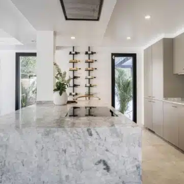 Modern Andalusian design 6-bedrooms villa in Nueva Andalucia, Marbella Picture 4