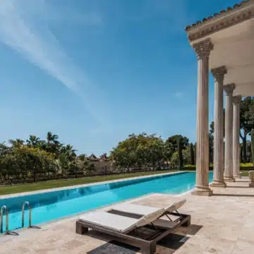 Luxury architectural masterpiece offering panoramic sea views in Sierra Blanca, Marbella Golden Mile Picture 13