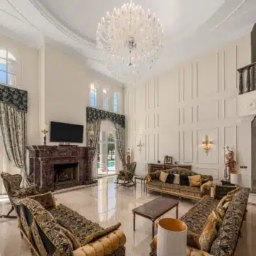 Luxury architectural masterpiece offering panoramic sea views in Sierra Blanca, Marbella Golden Mile Picture 12