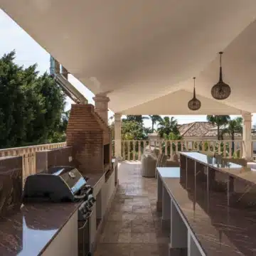 Luxury architectural masterpiece offering panoramic sea views in Sierra Blanca, Marbella Golden Mile Picture 25