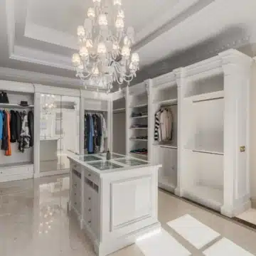 Luxury architectural masterpiece offering panoramic sea views in Sierra Blanca, Marbella Golden Mile Picture 16