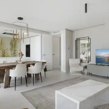 Frontline beach apartment with unbeatable views in exclusive urbanisation of The Edge, Estepona Picture 10