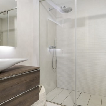 Frontline beach apartment with unbeatable views in exclusive urbanisation of The Edge, Estepona Picture 24