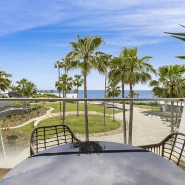 Frontline beach apartment with unbeatable views in exclusive urbanisation of The Edge, Estepona Picture 26