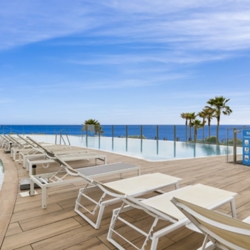 Frontline beach apartment with unbeatable views in exclusive urbanisation of The Edge, Estepona Picture 33