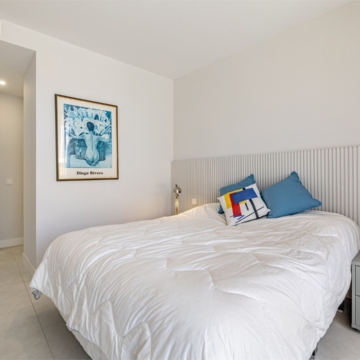Beautiful 2-bedroom apartment with spectacular sea views in The Edge, Estepona Picture 11