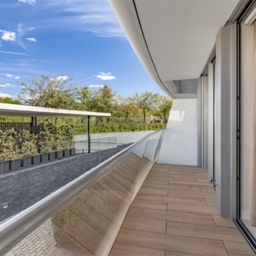 Beautiful 2-bedroom apartment with spectacular sea views in The Edge, Estepona Picture 14