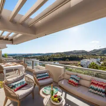 Spacious 3-bedroom apartment located in the highly sought-after Los Arrayanes Golf, Benahavis Picture 24