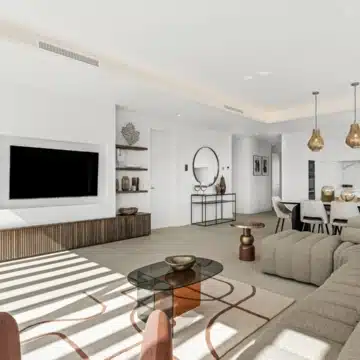 Duplex penthouse with spectacular sea views in Benalús, Marbella Golden Mile Picture 2