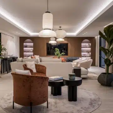 New built stunning villa with fantastic mountain views in the most sought after area of El Rosario, Marbella Picture 3