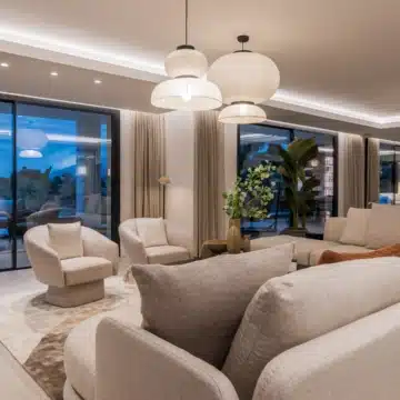 New built stunning villa with fantastic mountain views in the most sought after area of El Rosario, Marbella Picture 10