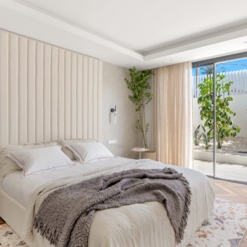 New built stunning villa with fantastic mountain views in the most sought after area of El Rosario, Marbella Picture 49