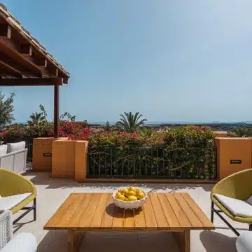 Elegant groundfloor apartment with with stunning sea views in Les Belvederes, Nueva Andalucía Picture 18