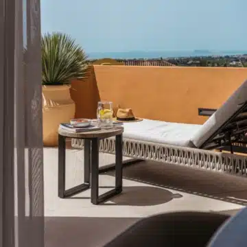 Elegant groundfloor apartment with with stunning sea views in Les Belvederes, Nueva Andalucía Picture 48