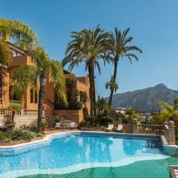 Elegant groundfloor apartment with with stunning sea views in Les Belvederes, Nueva Andalucía Picture 50
