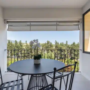 Fronline golf three-story townhouse in Los Olivos, Nueva Andalucía Picture 5