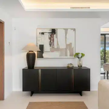 Fronline golf three-story townhouse in Los Olivos, Nueva Andalucía Picture 19