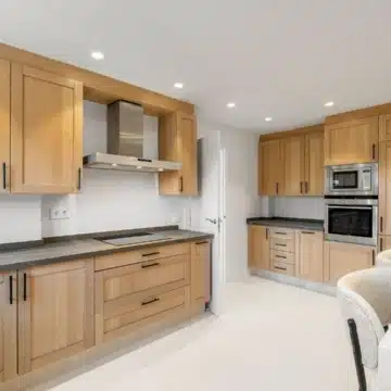 Fronline golf three-story townhouse in Los Olivos, Nueva Andalucía Picture 1