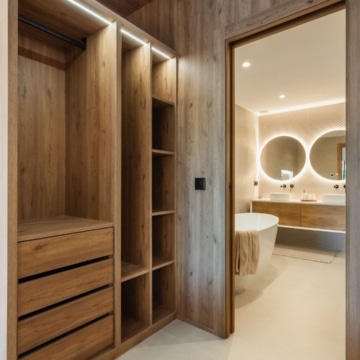Modern refurbished apartment in an exclusive boutique community of Las Brisas, Nueva Andalucia Picture 5