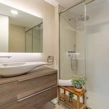 Luxurious groundfloor apartment in the beachfront residential complex The Edge, Estepona Picture 12