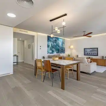 Luxurious groundfloor apartment in the beachfront residential complex The Edge, Estepona Picture 14
