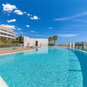 Luxurious groundfloor apartment in the beachfront residential complex The Edge, Estepona Picture 22