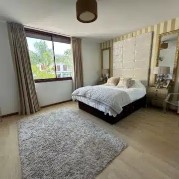 Location Location Location! Superb 3 Bedroom Townhouse, Close to Amenities and  Walking distance to the Beach Picture 17