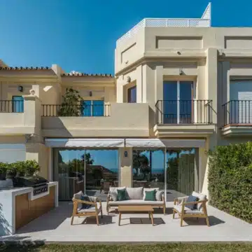 Meticulously renovated townhouse with sea views in La Quinta Hills, Benahavís Picture 29
