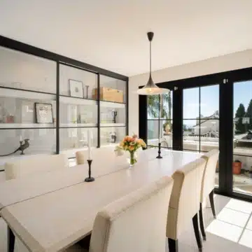 Refurbished Andalusian-style townhouse nestled in the prestigious area of Marbella Golden Mile Picture 1