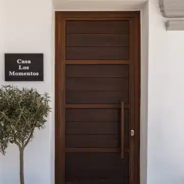 Spacious 6-bedroom villa in Altos del Rodeo residential enclave, Nueva Andalucia Picture 24