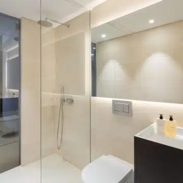 Contemporary 5-bedroom luxury villa offering panoramic view in the prestigious El Herrojo, Benahavis Picture 33